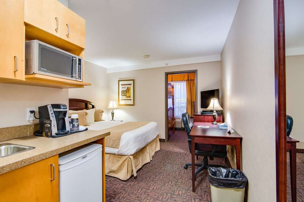 Peavine Inn & Suites High Prairie Quarto foto