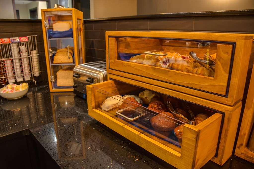 Peavine Inn & Suites High Prairie Restaurante foto