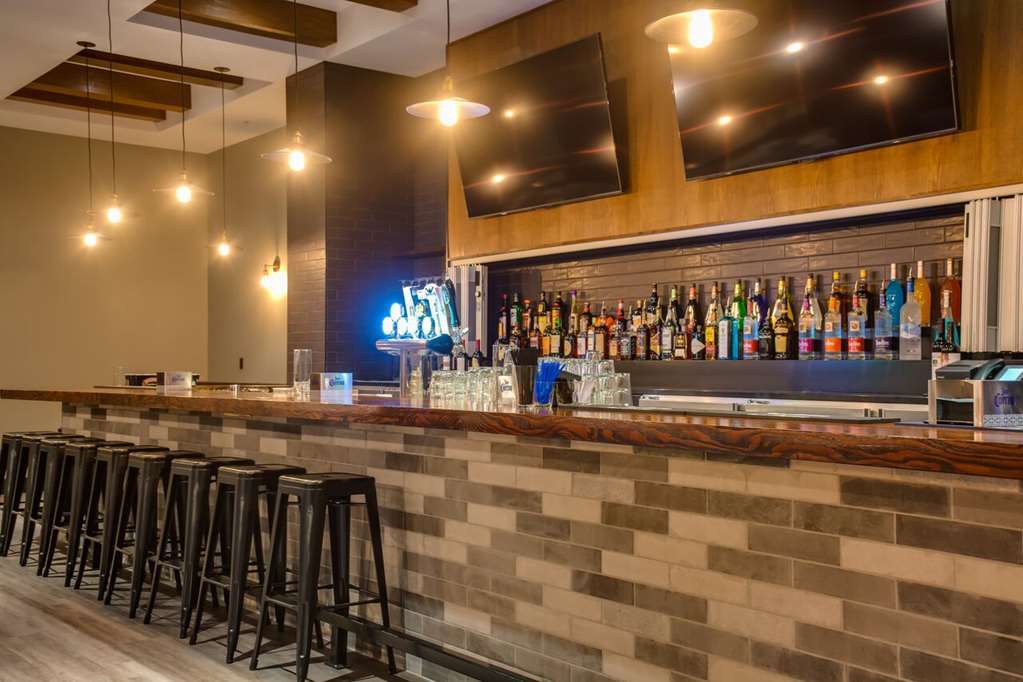 Peavine Inn & Suites High Prairie Restaurante foto
